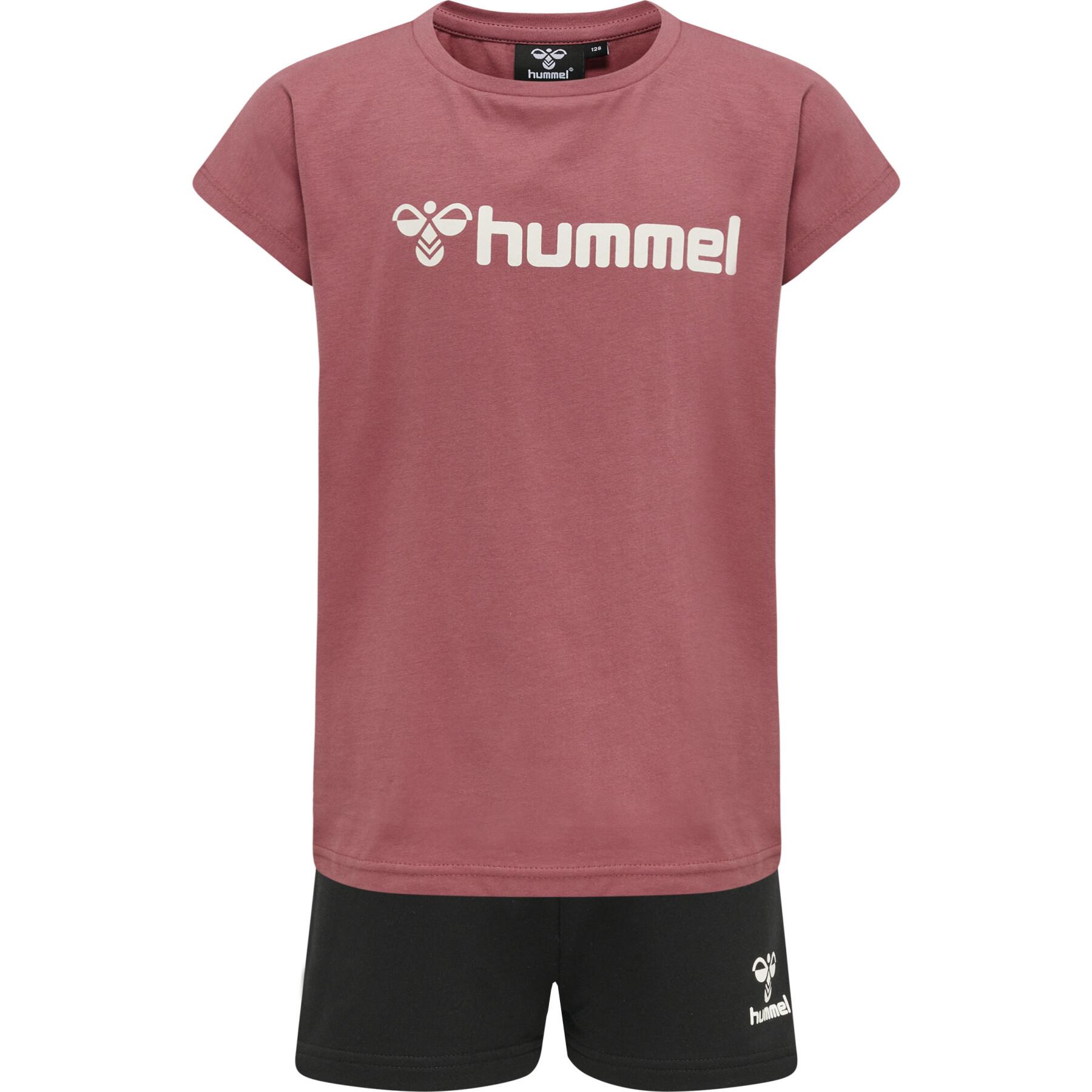 Conjunto de camiseta y pantalón corto para niña Hummel Nova