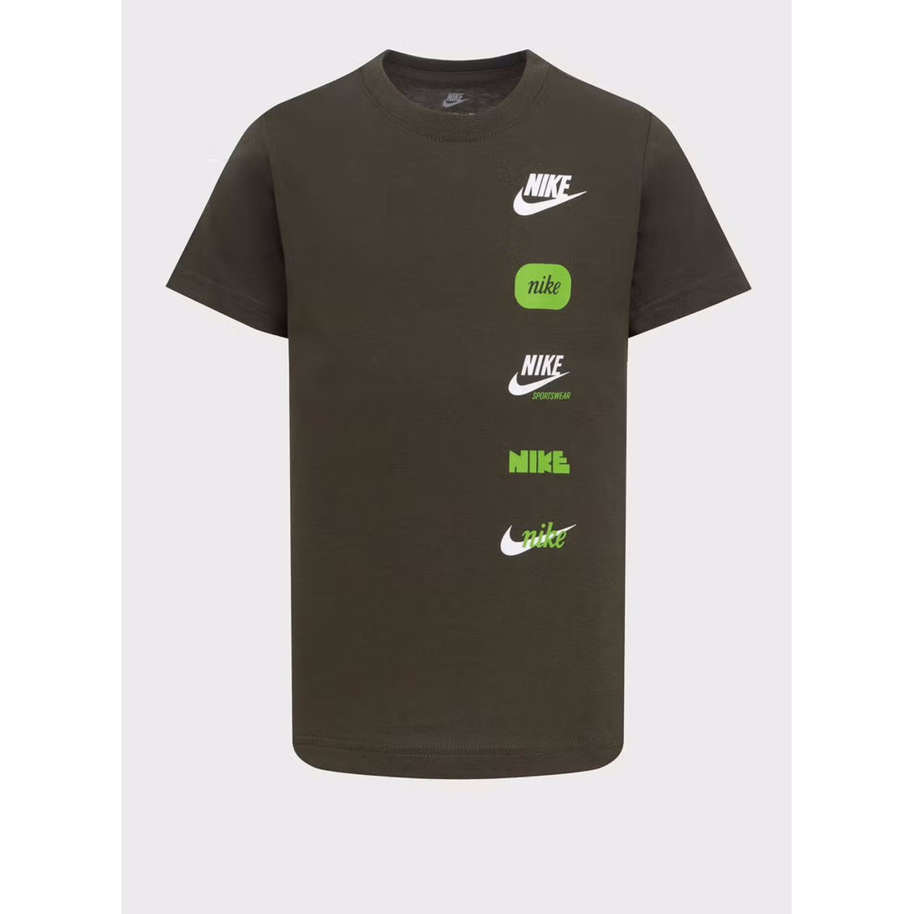 Camiseta con distintivo infantil Nike Club