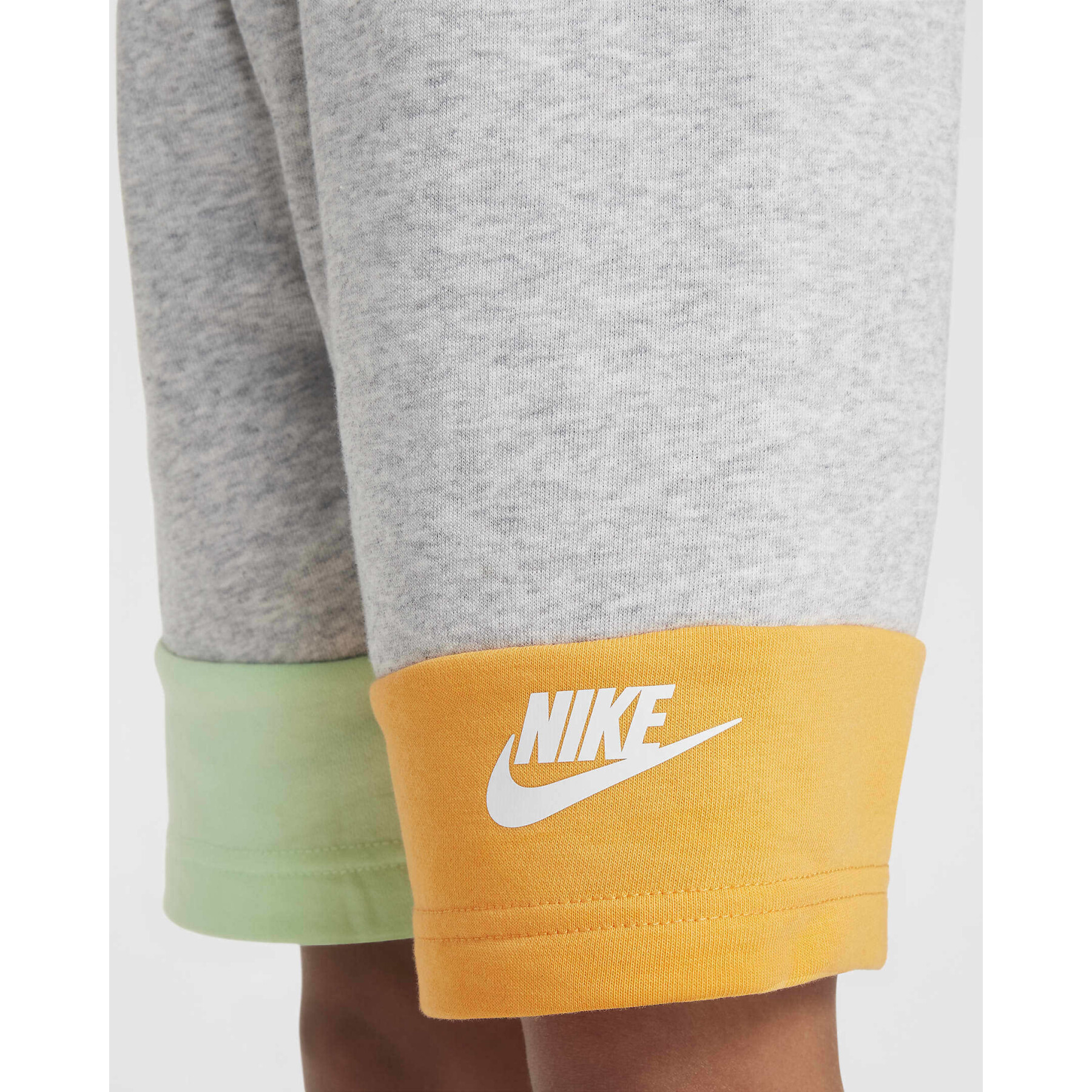 Conjunto de pantalón corto y camiseta para niños Nike KSA