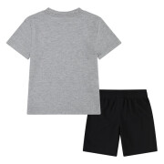 Conjunto de pantalón corto y camiseta para niños Nike GFX FT